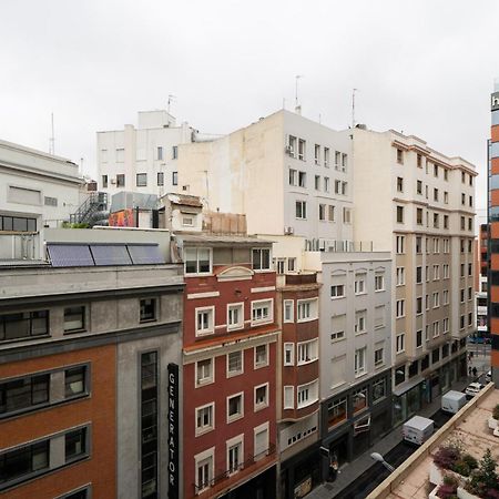 Apartamento Reformado Para 6 Personas En Plena Gran Via Alquiler Temporal Madrid Buitenkant foto