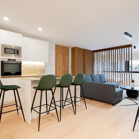Apartamento Reformado Para 6 Personas En Plena Gran Via Alquiler Temporal Madrid Buitenkant foto