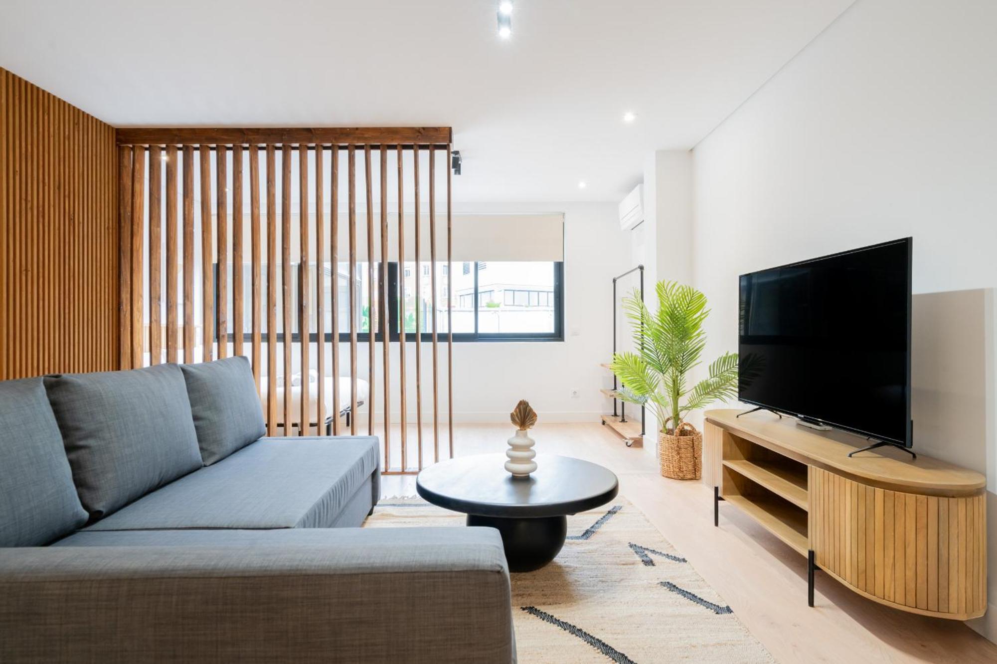Apartamento Reformado Para 6 Personas En Plena Gran Via Alquiler Temporal Madrid Buitenkant foto